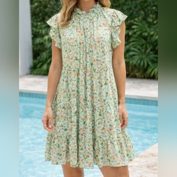 entro Dresses & Skirts - Entro Green Floral Ruffle Dress Size M